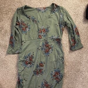 Loveappela Maternity Dress size Small